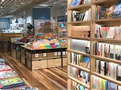 -猫的天空之城概念书店(印象城购物中心店)