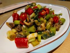 -街角等你.大连海鲜烧烤.经典铁板海鲜串(西安路店)