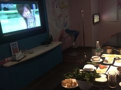 -唯爱KTV聚会餐厅(仙林东城汇店)
