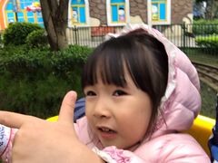 -史努比缤纷世界