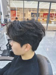 -尤司男士国潮理发馆