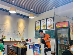 大堂-乐达酸菜鱼面(山师东路店)