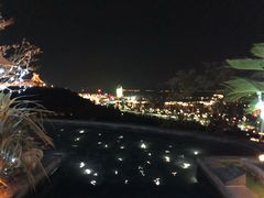 -七彩云南古滇温泉山庄