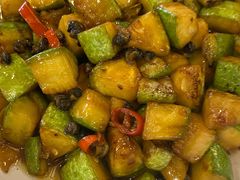 节瓜炒螺肉-江南村酒家