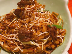 牛肉炒河粉-十三道烧烤(保利西街店)