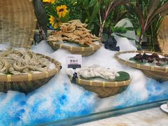 -川骄海鲜自助(王府井奥莱UP TOWN店原世界之花店)