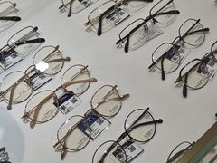 -博士眼镜(东莞中环财富广场店)