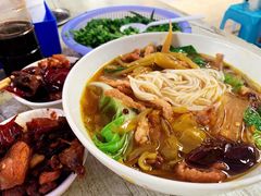 -越洋肖氏老米线(杨家坪店)