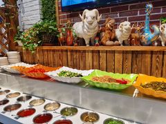 自助调料区-草原塞蛮羊火锅城(港湾店)