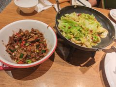 -俏湖兰·辣椒炒个肉(海沧店)