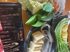 -呷哺呷哺 黄金牧场 (阳泉滨河新天地店)