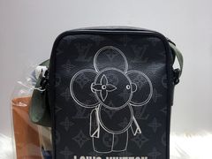 -妃鱼奢侈品回收寄卖(太古汇店)