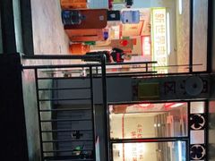 -四小区火锅·巷子里的重庆火锅(花照壁店)