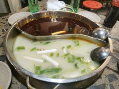 -肖肖酸萝卜鱼火锅(总店)