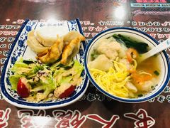 -长人馄饨铺(解放街店)