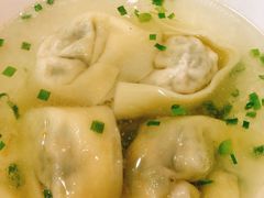 汤馄饨-潘国仙耳光馄饨(黄家阙路店)