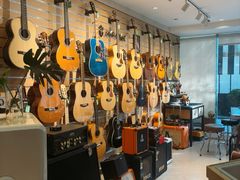 -柏斯音乐艺术中心·钢琴·吉他(上音店)