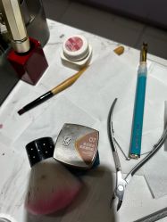 -孔雀手美甲美睫护理