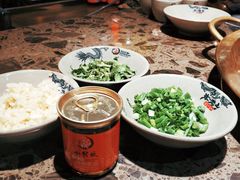 芝麻香油碟-小龙坎老火锅(金柏林店)