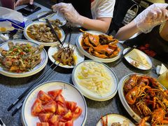 -三妹小龙虾·黄油蟹(华侨城总店)