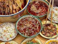 -拈签一笑黄牛肉辣卤串串