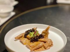 脆皮乳鸽-解香楼(八盘岭路店)