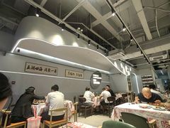-老班长·小龙虾·鲜货烧烤大排档(金街美地店)