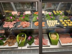 -宝利来国际大酒店-凤凰阁旋转餐厅