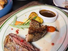 -Famous肥猫墨西哥音乐餐吧(五棵松华熙LIVE店)