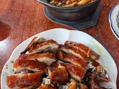 -黄记四更烤乳猪店