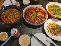 -万重锦·人文川菜馆(骡马市店)