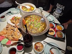 -江城小馆陕南妈妈菜·全球旅行餐厅(钟楼店)