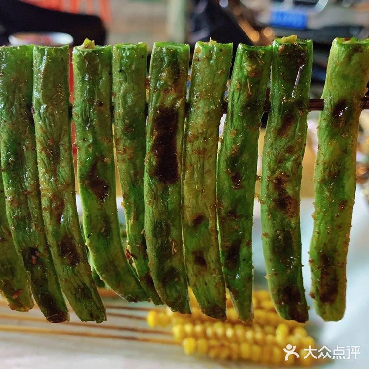 奥体富人区超好吃的烤串[加油]