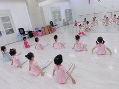 -快乐琴弦音乐舞蹈艺术教育中心(马连道校区)