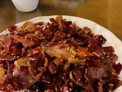 -隔壁老王·家常云南菜(花巷店)