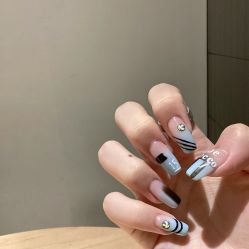 -艾珂·美甲美睫