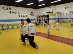 -浛道跆拳道·拳击·体适能