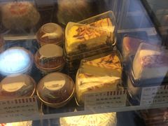 -红宝石·鲜奶小方·海派西点房(南丹店)