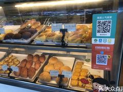 -浓心爷爷·现烤面包(岭南新世界店)