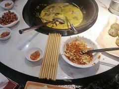 -陈大锅·岳阳鱼馆·地道岳阳菜(美食街店)