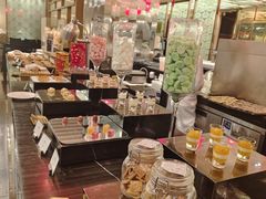 -圣丰索菲特·2 On 988 Café 自助餐厅