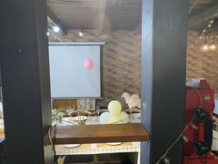 -玩坞轰趴馆·户外团建聚会主题生日派对馆(世豪广场店)