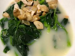 上汤菠菜-新白鹿餐厅(西湖银泰店)