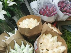 -亭亭鲜花店(中山北路店)