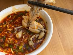 -老表牌·蛙蛙鸡冷锅鱼(成都东站店)