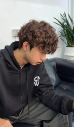 -尤司男士国潮理发馆