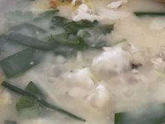 -七采菌园·石锅鱼野生菌火锅(环城北路店)