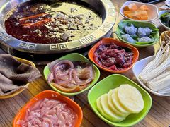-毛毛老火锅(八年观音桥店)