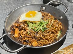 炸酱拉面-富乐满韩国正宗炸鸡韩国料理(虹泉路店)