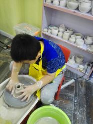 -泥娃娃DIY陶吧(易生活购物公园店)